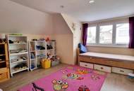 EINFAMILIENHAUS IN SONNIGER LAGE MIT SCHÖNEM GARTEN