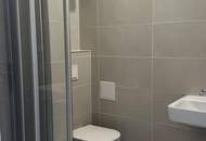 Coole, helle Altbauwohnung- NEU Saniert, 2 Min. zu Fuß zur U6- ProvisonsFREI