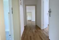 Mehr Raum für Ihre Wohnträume! Großzügige 4-Zimmer Familienwohnung mit hellem Raumkonzept, Badewanne & Dusche und traumhaftem Grünblick – ein Zuhause mit Wohlfühlfaktor!