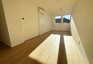 ERSTBEZUG, AUGARTEN-NÄHE, klimatisiertes 44 m2 Dachgeschoss, 2 Zimmer, Komplettküche, Duschbad, Parketten, Brigittenauer Lände