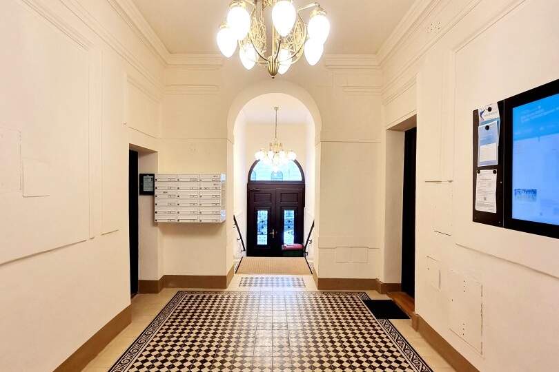 Altbau wie man ihn liebt! Währing von seiner besten Seite! Traumhaft saniertes Altbauhaus + Ruhige Seitengasse + Super beliebtes Grätzl! Viel Grün + Viel Charme! Jetzt zugreifen!, Wohnung-kauf, 535.000,€, 1180 Wien 17., Hernals