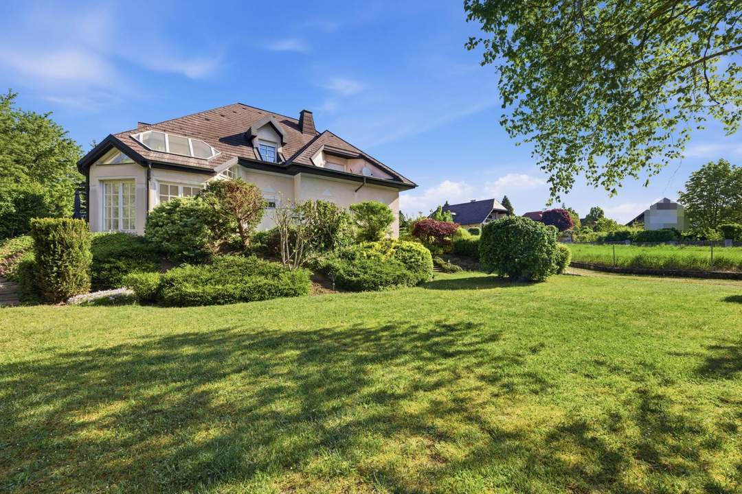 Hochkarätiges Wohnen in begehrter Lage – viel Platz, tolle Architektur und optimale Raumaufteilung!