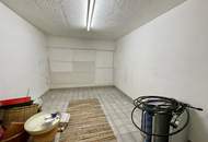 Sehr gepflegtes Ein- bis Zweifamilienhaus mit großem Garten und Doppelgarage!