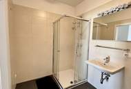 2 Zimmer-Wohnung in generalsaniertem Neubau mit ca. 6m2 Balkon.