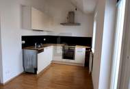 Preisreduktion! HELLER DACHGESCHOSSHIT MIT BALKON IN RUHIGER LAGE