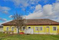 Großes Grundstück mit Einfamilienhaus und Lagerhalle