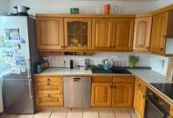 Einfamilienhaus auf großem Grundstück in ansprechender Wohngegend