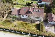 Großzügige Liegenschaft | attraktives Einfamilienhaus mit Galerie|1.706 m² Grundstück | 2 Garagen!