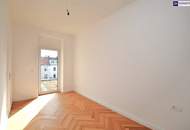++ SUNNY SIDE UP ++ Exklusive Dachgeschoßwohnung in revitalisiertem Gründerzeithaus + sonnige Freifläche