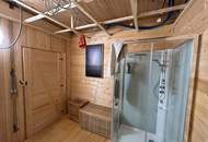 Autark leben im Lehm-Holz-Haus – mit 60 kWp PV & Naturpool