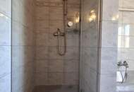 Charmantes Zweifamilienhaus in Alleinlage