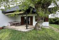 UFERPARZELLE - kleines massives Ferienhäuschen mit privaten Uferbereich auf Pachtgrund