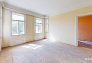 Stilvoller Altbau mit Potenzial und wunderschönem Gemeinschaftsgarten