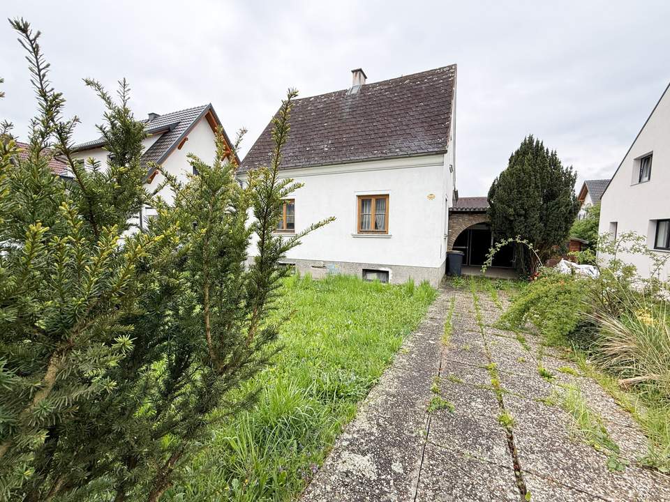 Einfamilienhaus mit viel Platz &amp; großem Garten im Ortskern von Krummnussbaum!