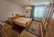 ***OPEN HOUSE Freitag, 27. Juni 2025 13 - 15 Uhr*** Massiv gebauter Bungalow mit Keller und Doppelgarage