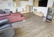 Sehr gepflegtes Einfamilienhaus in Ruhelage - voll unterkellerter Bungalow, Doppelgarage GENERALSANIERT