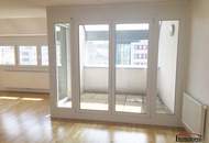 Lichtdurchflutete Dachgeschosswohnung mit mehreren Freiflächen!