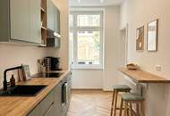 ZUM VERLIEBEN! - TRAUMHAFT SANIERTE 3-ZIMMER-WOHNUNG IM STILALTBAU, BALKON IN DEN LAUSCHIGEN INNENHOF MÖGLICH