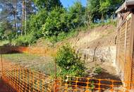 Idyllisches Landhaus mit Stallungen und eigenem Bachlauf