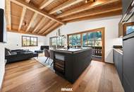 Stilvolle Dachgeschosswohnung in Ruhelage mit Premium-Ausstattung