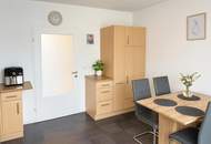 Großzügige Erdgeschosswohnung mit Loggia und Garage!