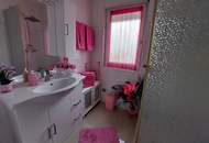 FAMILIENTRAUM - Sommer 2025 am eigenen Pool - 198m² Nutzfläche - 4 Zimmer + extra Küche