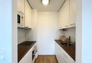 07. Schöne 3-Zimmer-Wohnung mit Balkon in den Innenhof!