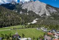 Tirolerhaus mit großem Garten, Pool und Baugrund – attraktive Lage in Scharnitz-Gießenbach