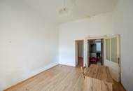 **Hannovermarkt** Charming 3-Room Period Apartment – Airbnb Suitable with Approved Balcony Option