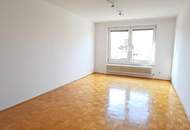 Helle 3 Zimmer Wohnung im 3. Liftstock