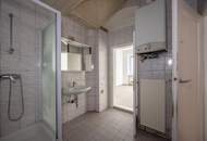 +++NEU+++ 3-Zimmer Altbau-Wohnung (sanierungsbedürftig), großes Umbaupotenzial