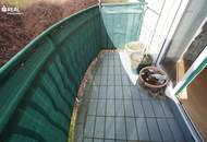 Neuwertige 2-Zimmer-Wohnung mit Balkon &amp; Stellplatz - Top Preis!