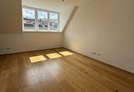 Wunderschöne 4 Zimmer Dachgeschosswohnung mit 42m² Terrasse - UNBEFRISTET
