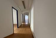 Büro- oder Praxisflächen in Bestlage am Alten Platz