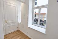Frisch sanierte 2-Zimmer-Wohnung mit sensationellen 33 m² zusätzlicher Lagerfläche! + Beste Infrastruktur + Traumhaftes Altbauhaus + Jetzt zugreifen!