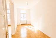 Elegante Wiener Altbauwohnung mit Balkon & privatem Liftzugang