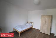 Investitionsmöglichkeit mit Entwicklungspotential - Zwei vermietete Arbeiterquartiere und Betriebsbaugrund mit hoher Rendite!