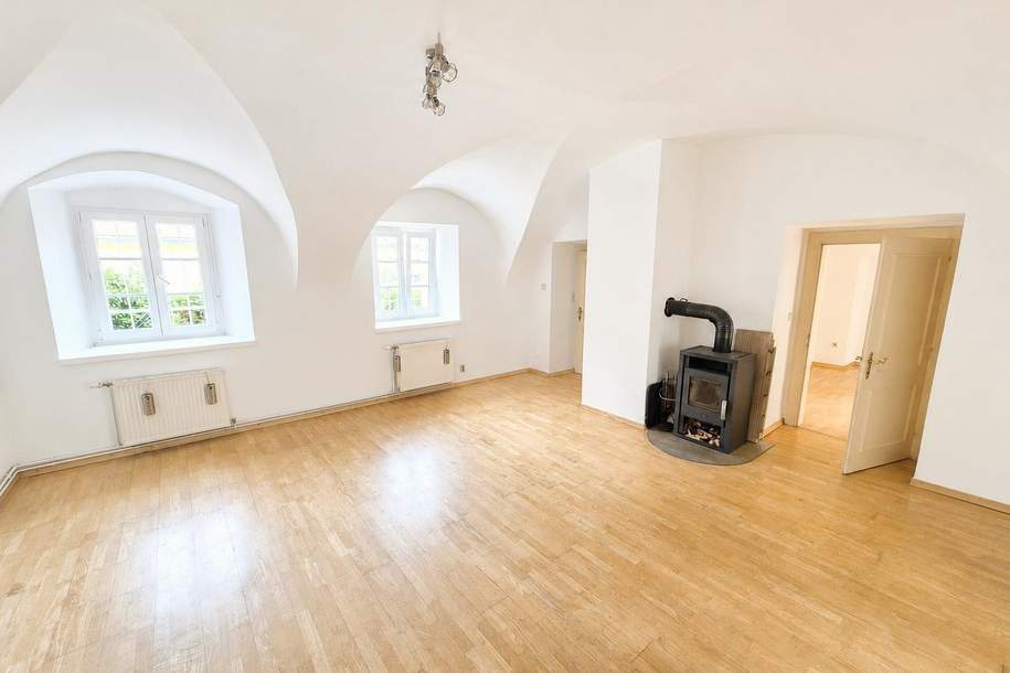 Schlossromantik: Altbauwohnung mit Garten und Terrasse, Wohnung-miete, 790,00,€, 8051 Graz(Stadt)