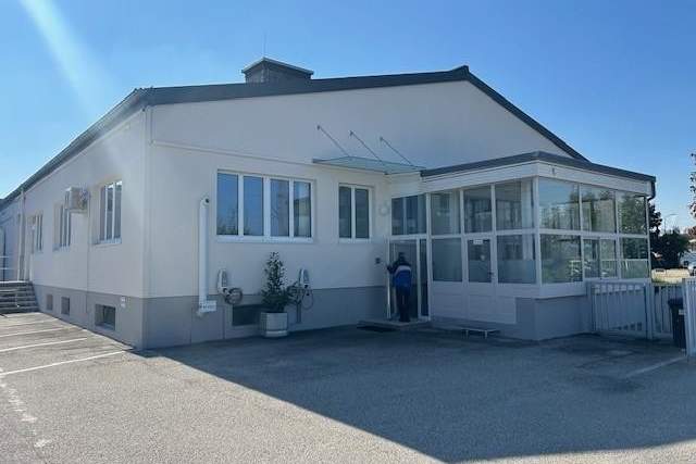 Hochwertige Büros günstig zu vermieten 500 und 550 m² verfügbar und 280 m² in einem Extragbäude B Widmung., Gewerbeobjekt-miete, 4050 Linz-Land