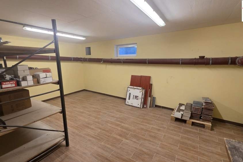 Vielseitig Nutzbares Lager im Herzen der St. Pöltner Innenstadt, Gewerbeobjekt-miete, 350,56,€, 3100 Sankt Pölten(Stadt)