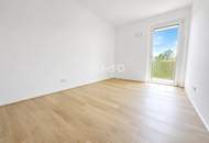 GARTENTRAUM im Hirschfeld: 4-Zimmer-Erstbezug mit ca. 240 m² Privatgarten &amp; 31 m² Terrasse