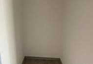 Lichtdurchflutete 3 Zimmer Wohnung mit sonnigem Balkon!