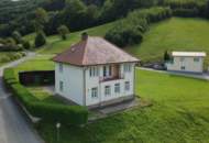 Einfamilienhaus mit großem Grundstück in idyllischer Ruhelage