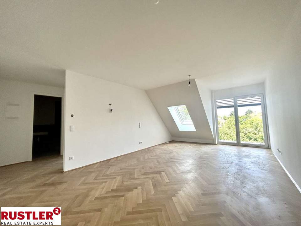 Exklusive Dachgeschosswohnung in Grünruhelage - zu verkaufen