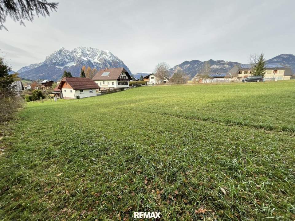 großzügiges Grundstück in Traumlage, teilbar