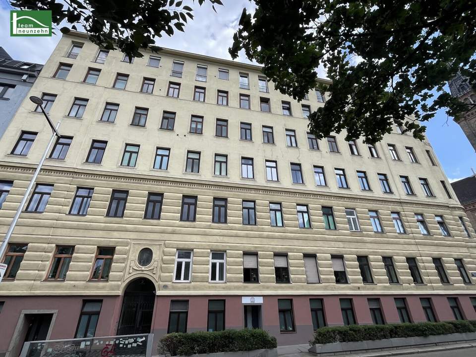 Stadt-Wohnung: Charmant sanierte Altbauwohnung im gepflegten Gründerzeithaus in absoluter Hofruhelage - unweit der Volksoper