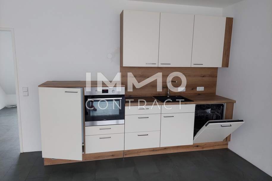 Großzügige - Terrassenwohnung / DG mit Lift im Zentrum von Amstetten, Wohnung-miete, 1.050,00,€, 3300 Amstetten