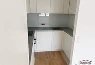 HOFSEITIG - Schöne 4-Zimmerdachgeschosswohnung mit Terrasse und Klimaanlage!