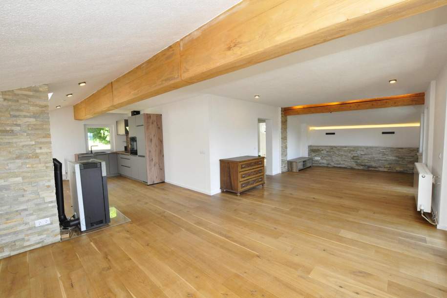 Kronberg: Zweitwohnsitztauglich! Herrliche Dachgeschoßwohnung mit Weitblick und weiteren Gestaltungsoptionen!, Wohnung-kauf, 426.000,€, 4812 Gmunden