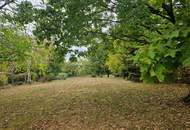 ARCHITEKTENWOHNJUWEL MIT PARKÄHNLICHEM GARTEN IN RUHELAGE MIT ALTBAUMBESTAND IM NAHBEREICH VON WIEN MIT HERVORRAGENDER INFRASTRUKTUR